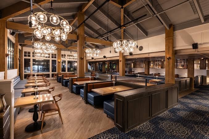 Boatyard Restaurant — photo 10